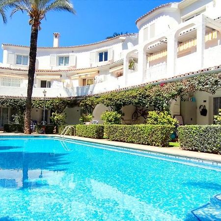 Apartamento Oasis Beach Дения Екстериор снимка