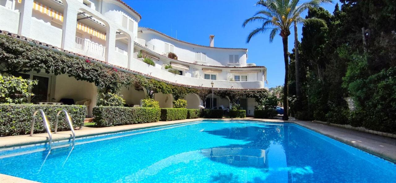 Apartamento Oasis Beach Дения Екстериор снимка